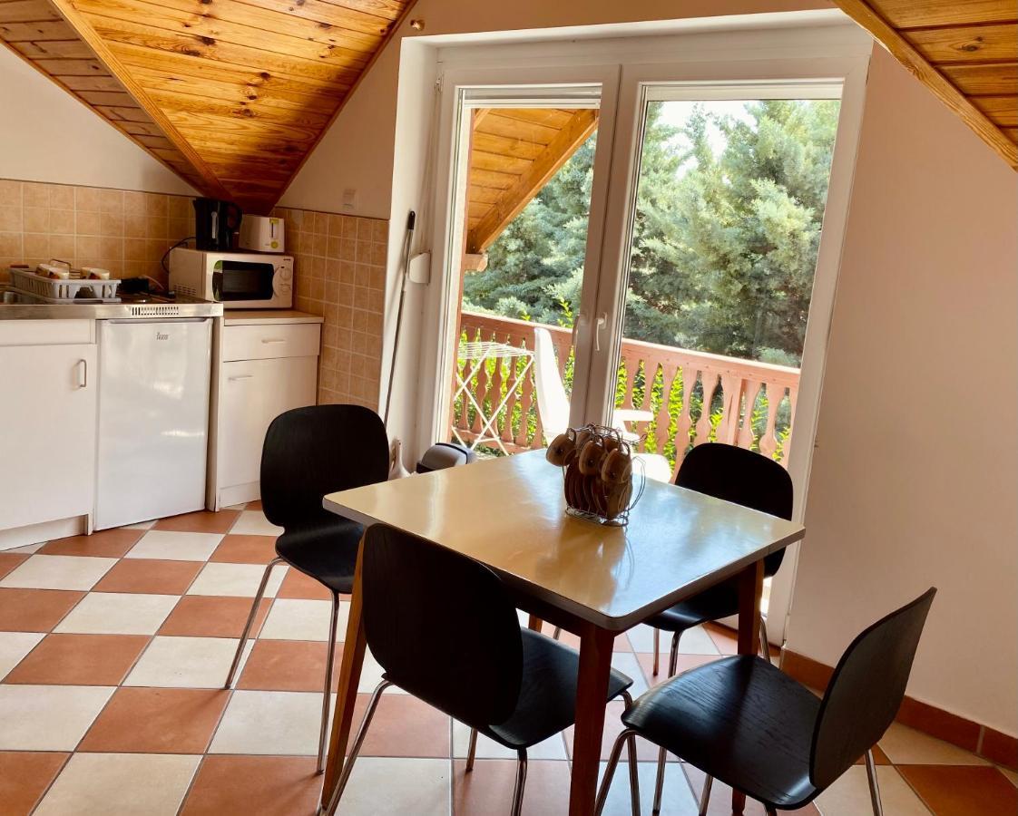 Viztuekoer Apartman 티하니 외부 사진