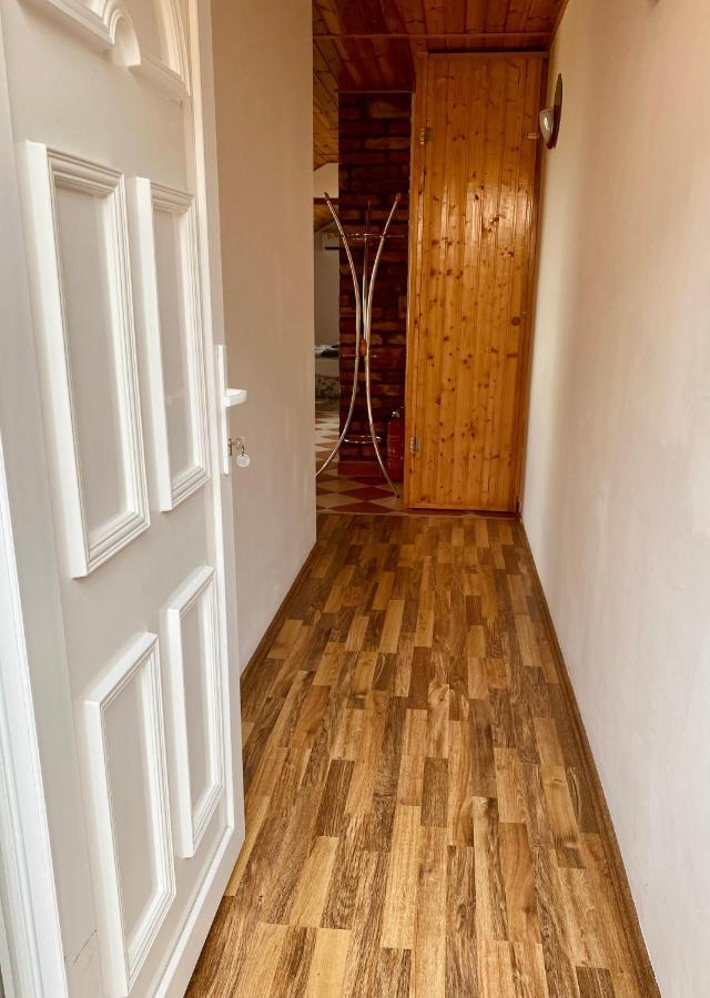 Viztuekoer Apartman 티하니 외부 사진